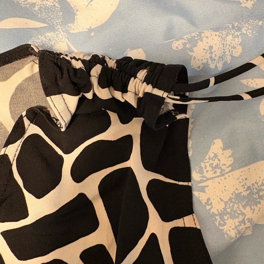 Wrapper Black And White Patterned Blouse - image 2